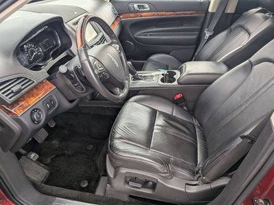 2018 Lincoln MKT Reserve AWD