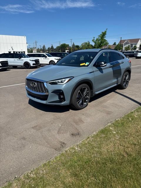 2022 INFINITI QX55 ESSENTIAL