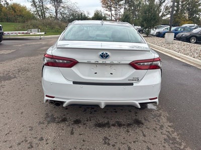 2024 Toyota Camry Hybrid XSE