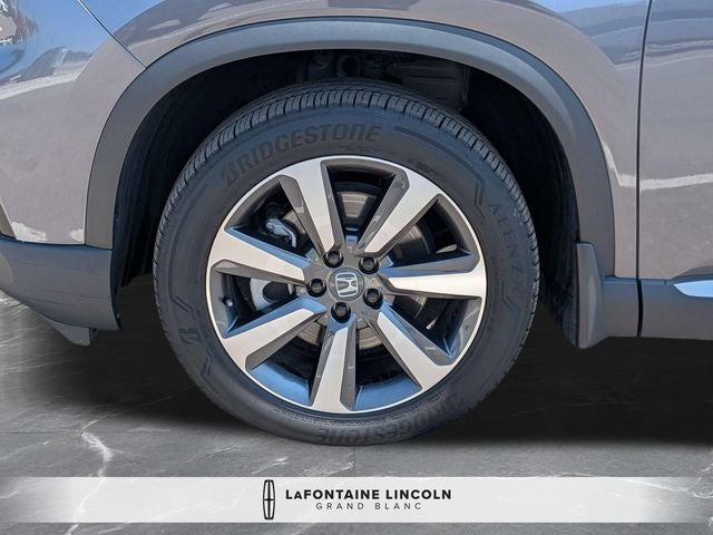2025 Honda Pilot Touring AWD