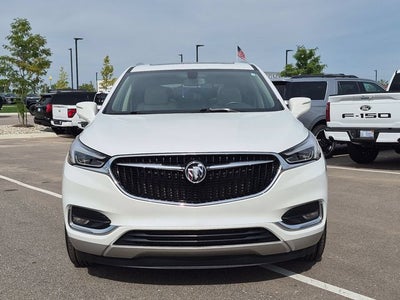 2020 Buick Enclave Essence