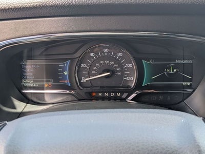 2017 Lincoln Navigator Select