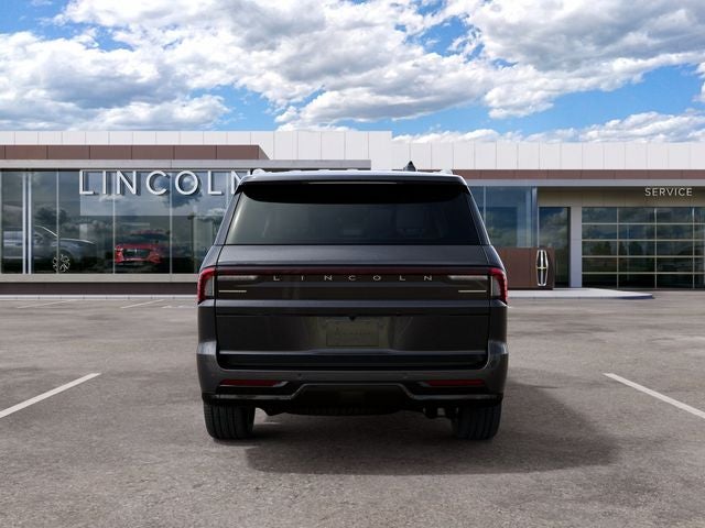 2027 Lincoln Navigator Reserve
