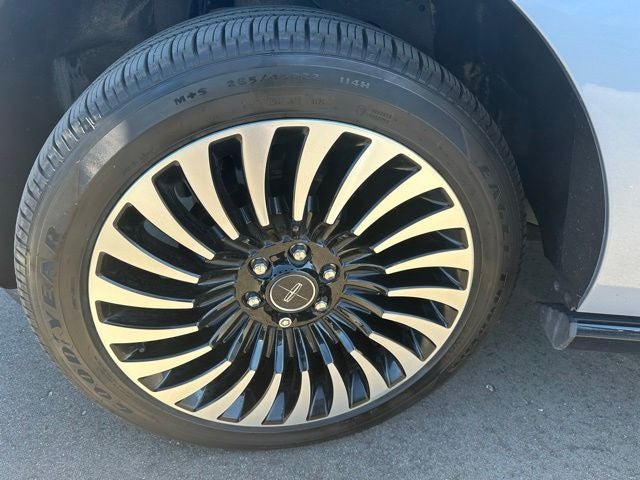 2020 Lincoln Navigator Black Label