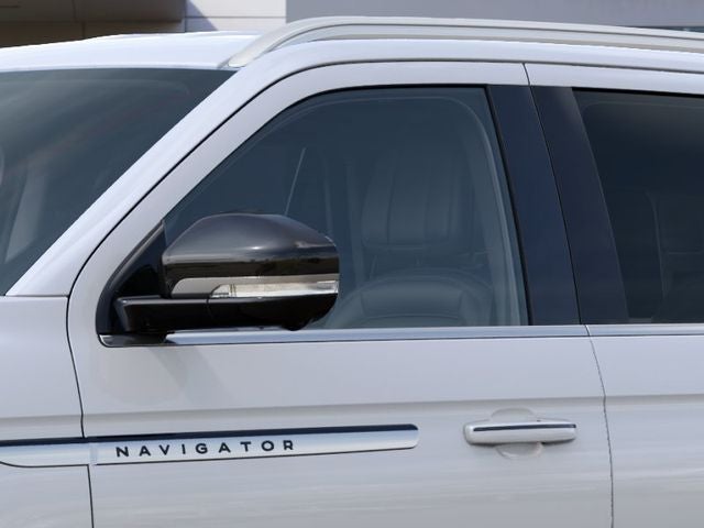 2027 Lincoln Navigator Premiere