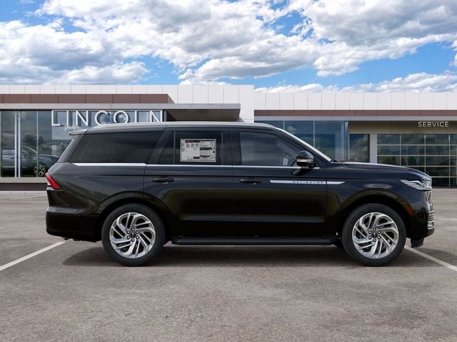2027 Lincoln Navigator Premiere