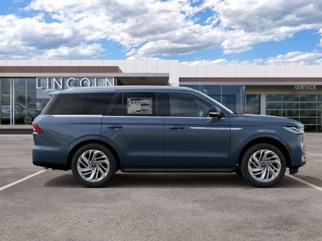 2027 Lincoln Navigator Premiere
