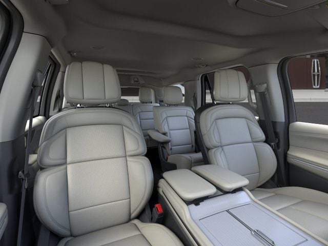 2026 Lincoln Navigator Premiere