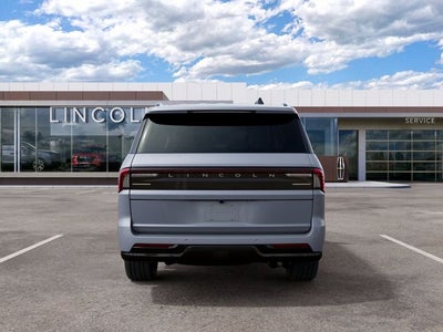 2027 Lincoln Navigator L Reserve