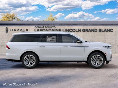2027 Lincoln Navigator L Reserve