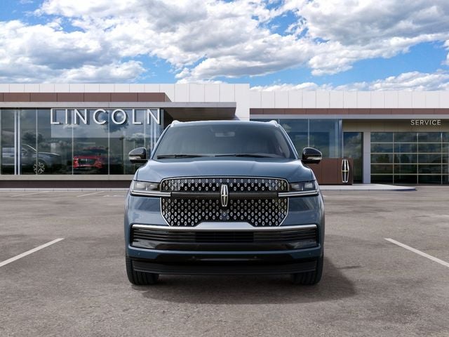 2027 Lincoln Navigator L Reserve