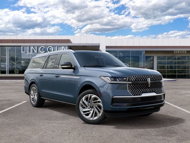 2027 Lincoln Navigator L Reserve