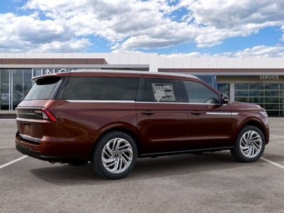 2027 Lincoln Navigator L Reserve
