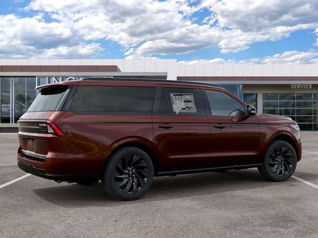 2027 Lincoln Navigator L Reserve
