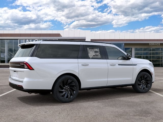 2027 Lincoln Navigator L Reserve