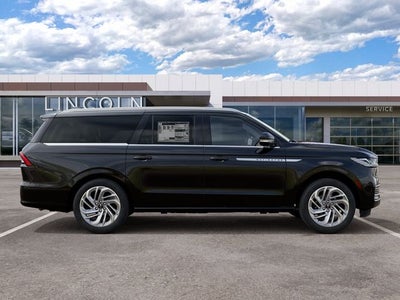 2027 Lincoln Navigator L Reserve