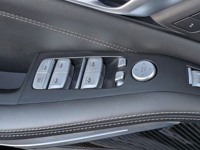 2025 BMW X7 M60i AWD