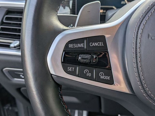 2025 BMW X7 M60i AWD