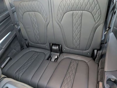 2025 BMW X7 M60i AWD