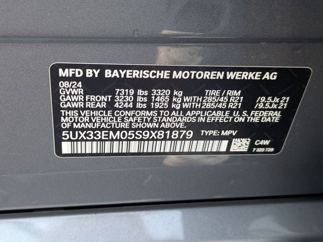 2025 BMW X7 M60i AWD