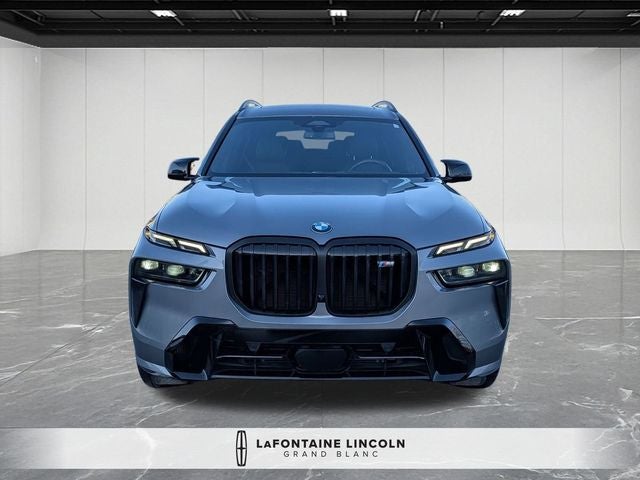 2025 BMW X7 M60i AWD