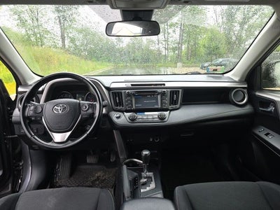 2017 Toyota RAV4 XLE AWD