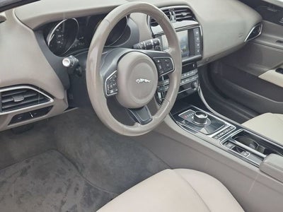 2018 Jaguar XE 25t Premium