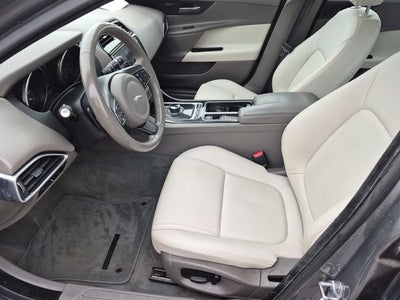 2018 Jaguar XE 25t Premium