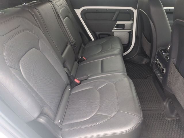 2023 Land Rover Defender 130 SE 4X4