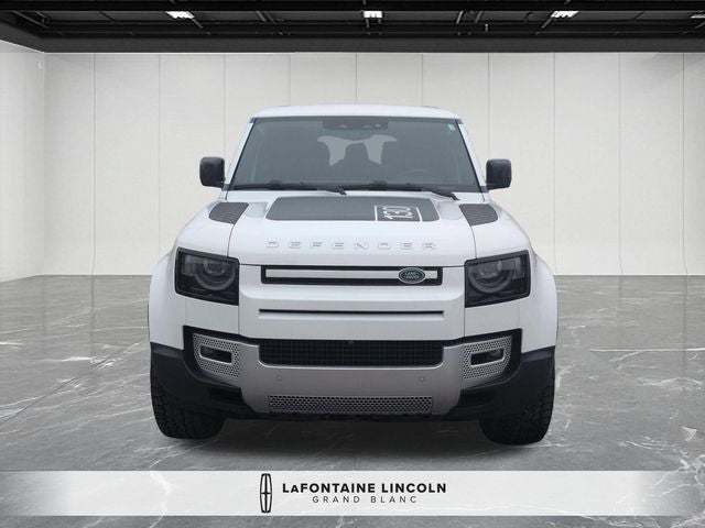 2023 Land Rover Defender 130 SE