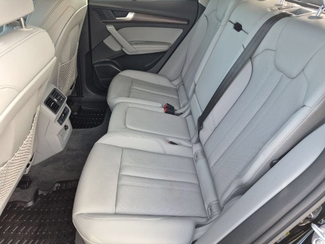 2023 Audi Q5 45 S line Prestige quattro