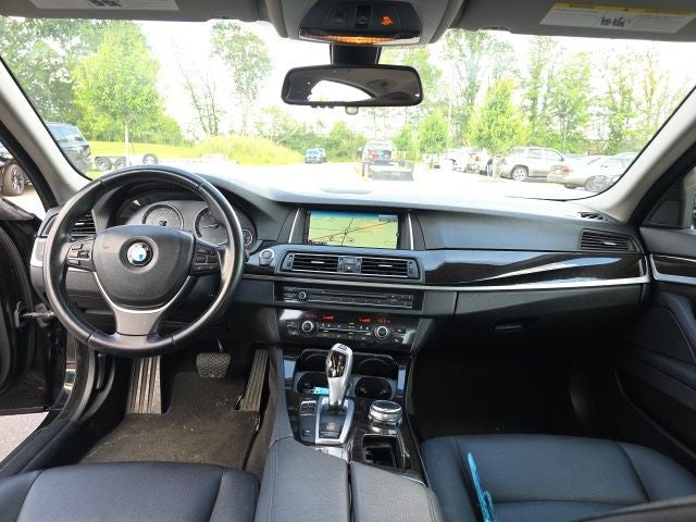 2015 BMW 5 Series 528i