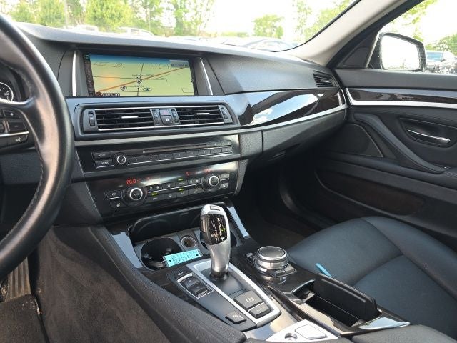 2015 BMW 5 Series 528i