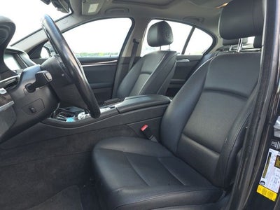 2015 BMW 5 Series 528i