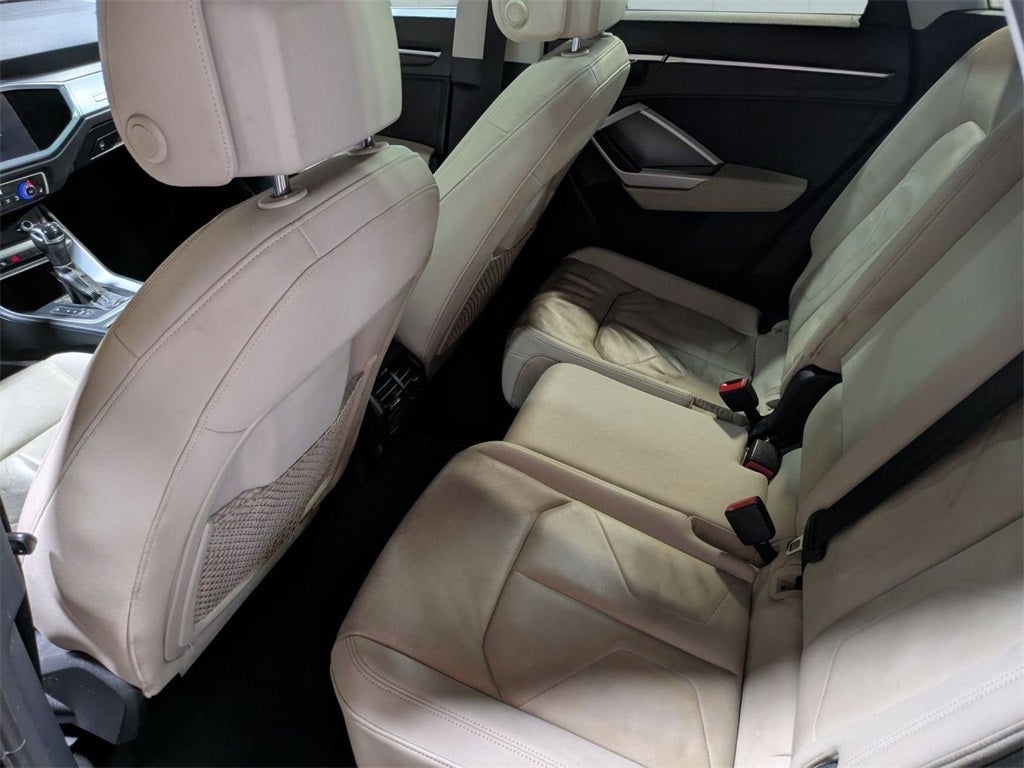 2020 Audi Q3 Premium quattro