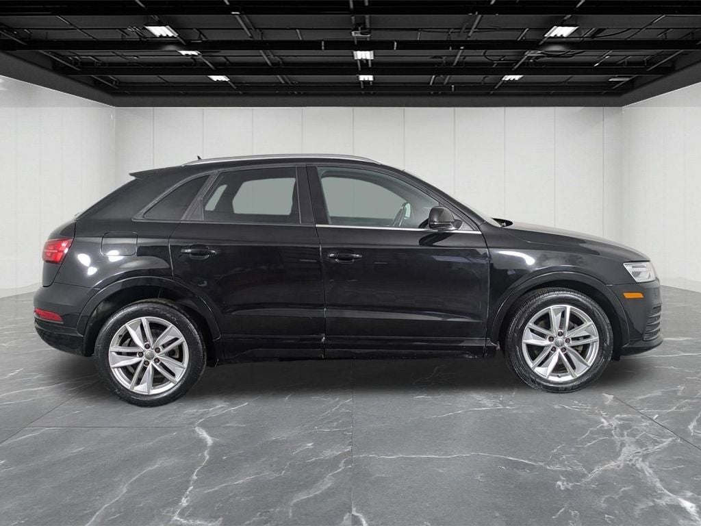 2018 Audi Q3 2.0T Premium quattro