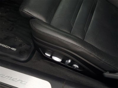 2018 Porsche Panamera 4