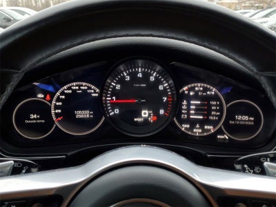 2018 Porsche Panamera 4