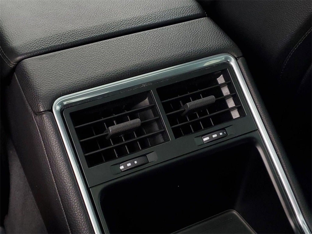 2018 Porsche Panamera 4