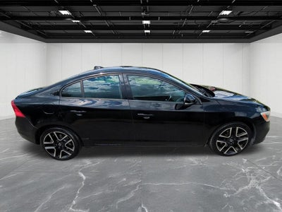 2017 Volvo S60 T5 Dynamic