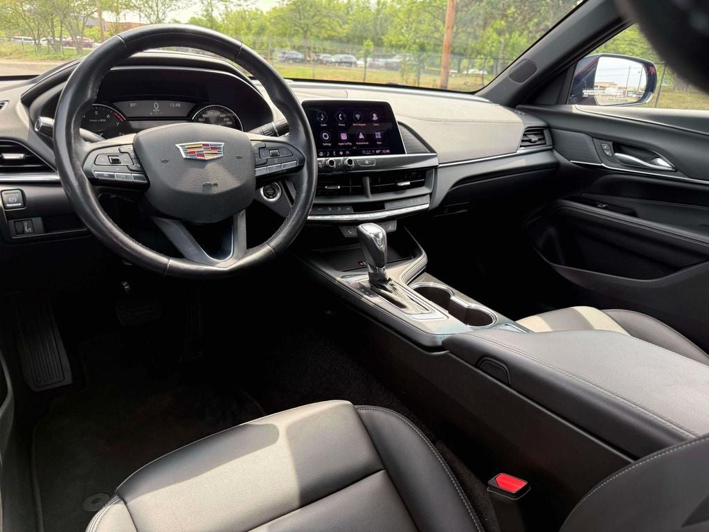 2023 Cadillac CT4 Luxury
