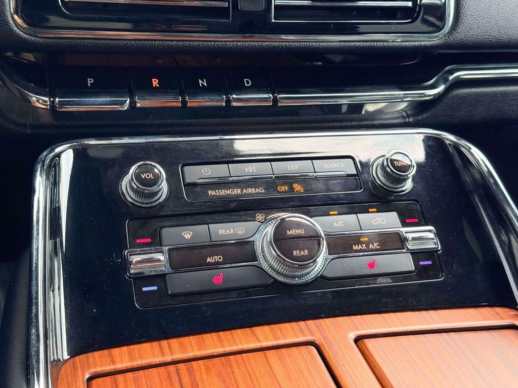 2019 Lincoln Navigator L Select