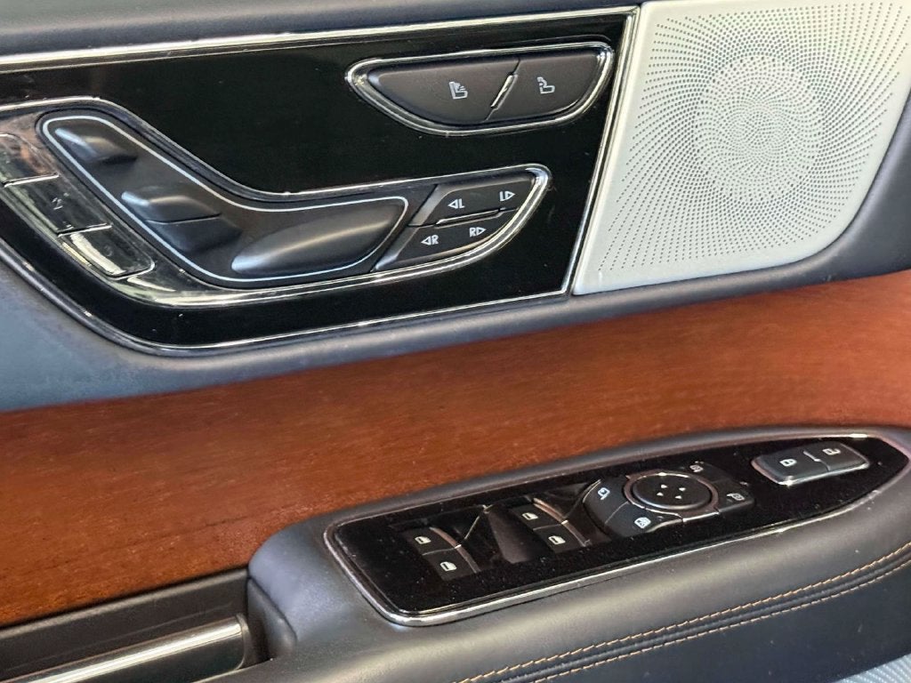2023 Lincoln Navigator L Black Label