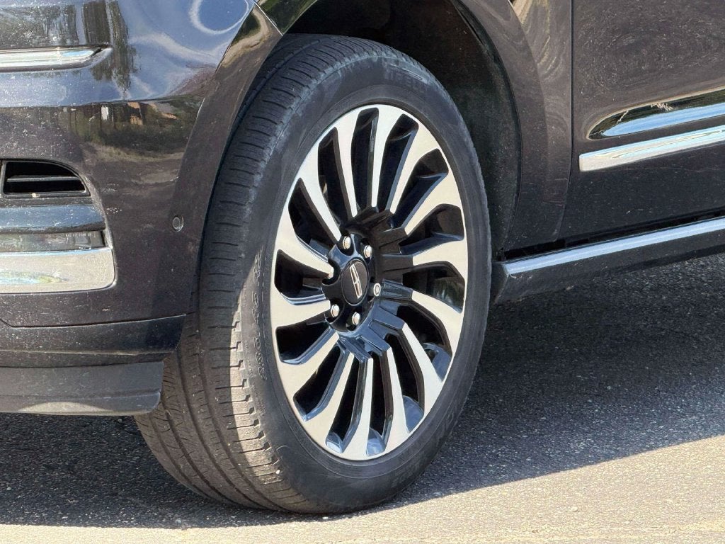 2023 Lincoln Navigator L Black Label