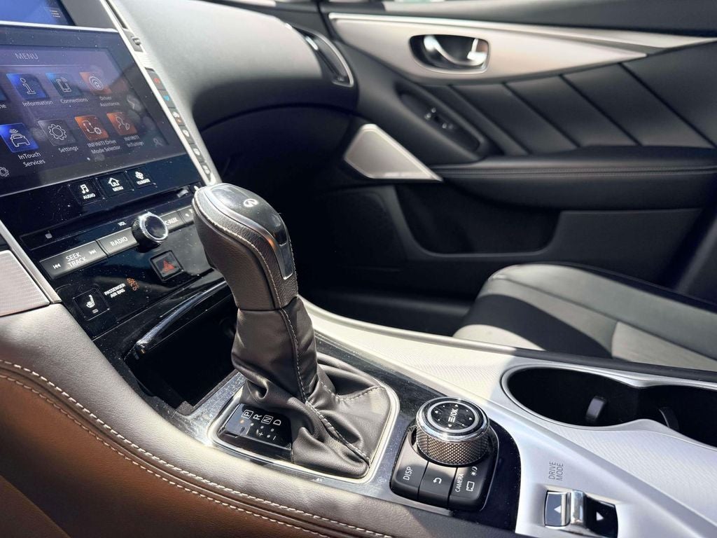 2023 INFINITI Q50 LUXE