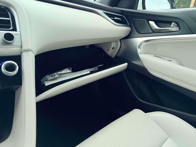 2024 Genesis G70 2.5T