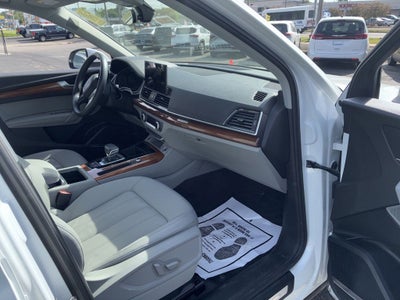 2022 Audi Q5 45 S line Premium quattro