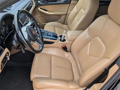 2018 Porsche Macan Base