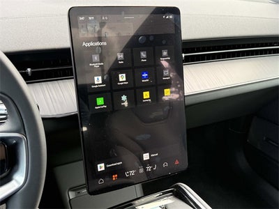 2025 Polestar 3 Plus & Pilot