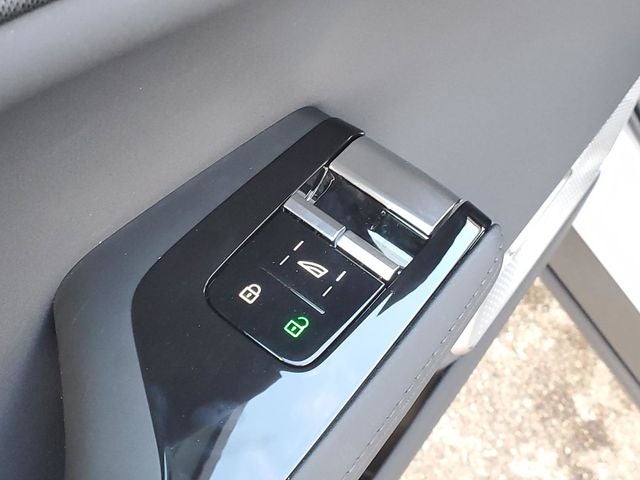 2025 Polestar 3 PLUS & PRO